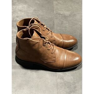 Frye & Co. (Sz; 10.5)‎ Mullen  Flat Heel Chukka Boots